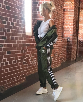 Утепленный спортивный костюм женский "Adidas" / Большие размеры / Хаки купить в интернет-магазине «В шоколаде.ру»